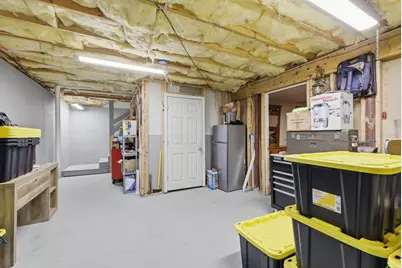 121 Peabody Avenue, Manchester, NH 03109 - Photo 31