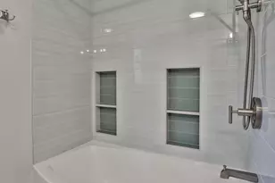 16 Evergreen Dr, Hudson, NH 03051 - Photo 31