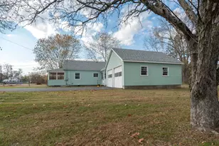 142 Brattleboro Rd, Hinsdale, NH 03451 - Photo 43