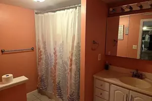 6 Hilda Ave, Derry, NH 03038 - Photo 9