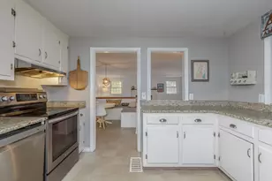 9 Northfield Rd, Amherst, NH 03031 - Photo 9