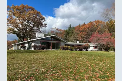 19 Bartlett Avenue, Nashua, NH 03064 - Photo 1