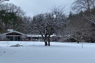 19 Bartlett Ave, Nashua, NH 03064 - Photo 39