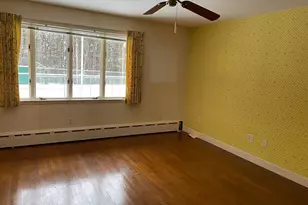 19 Bartlett Ave, Nashua, NH 03064 - Photo 17