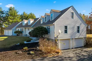 276 N Amherst Rd, Bedford, NH 03110 - Photo 51