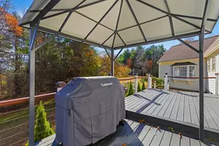 276 N Amherst Rd, Bedford, NH 03110 - Photo 29