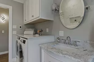 276 N Amherst Rd, Bedford, NH 03110 - Photo 37