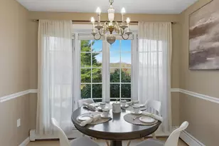 276 N Amherst Rd, Bedford, NH 03110 - Photo 15