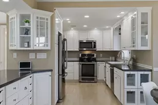 276 N Amherst Rd, Bedford, NH 03110 - Photo 13