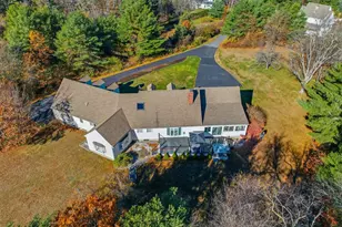 276 N Amherst Rd, Bedford, NH 03110 - Photo 3