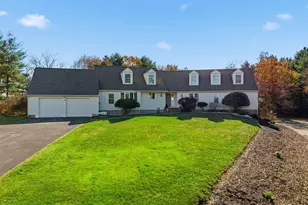 276 N Amherst Rd, Bedford, NH 03110 - Photo 49