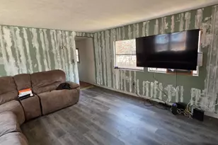 78 Berry Ln, Tamworth, NH 03886 - Photo 3