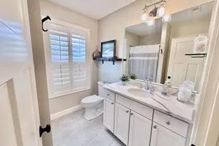 22 Lenox Dr, Dover, NH 03820 - Photo 17