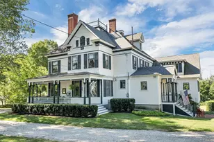 222 N Main St, Wolfeboro, NH 03894 - Photo 11