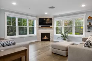 2075 Lafayette Rd, Portsmouth, NH 03801 - Photo 7