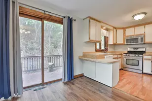 6 Cornwall Ln, Nashua, NH 03063 - Photo 7