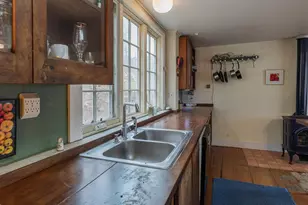 26 Old North Main St, Walpole, NH 03608 - Photo 11