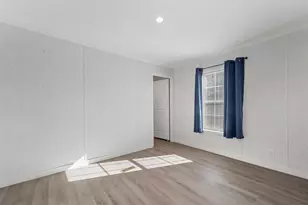 9 Aspen Rd, Tilton, NH 03276 - Photo 23