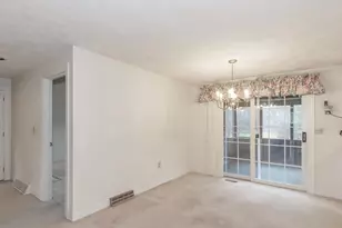 214 Winding Pond Rd, Londonderry, NH 03053 - Photo 23