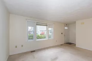 214 Winding Pond Rd, Londonderry, NH 03053 - Photo 13