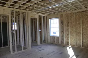 310 Karatzas Avenue, Manchester, NH 03104 - Photo 11