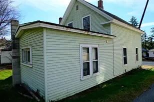 194 Charles St, Lyndon, VT 05851 - Photo 5