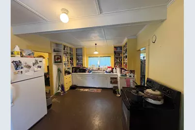 194 Charles Street, Lyndon, VT 05851 - Photo 11