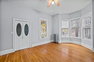 412 Amherst St, Manchester, NH 03104 - Photo 13