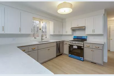 216 Hackett Hill Road, Hooksett, NH 03106 - Photo 15