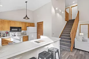 13 Woodsview Ln, Lincoln, NH 03251 - Photo 29