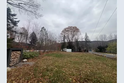 34 Franklin Street #10, Lincoln, NH 03251 - Photo 5