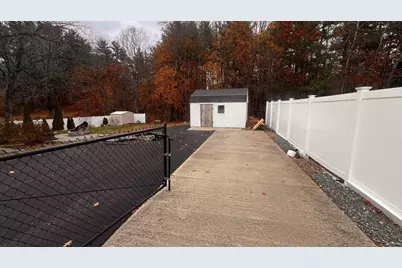 292 Main Street, Fremont, NH 03044 - Photo 7
