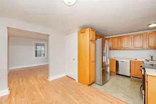 255 Melbourne St, Portsmouth, NH 03801 - Photo 5