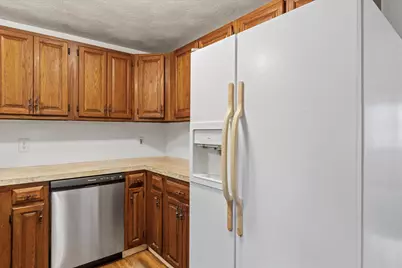 8 Iroquois Circle, Londonderry, NH 03053 - Photo 11