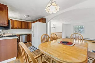 8 Iroquois Cir, Londonderry, NH 03053 - Photo 9