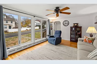 27 Fifield Street, Nashua, NH 03060 - Photo 5