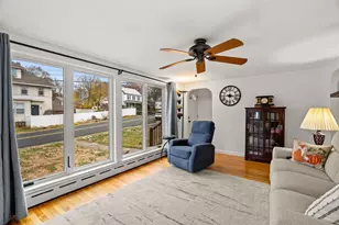 27 Fifield St, Nashua, NH 03060 - Photo 5