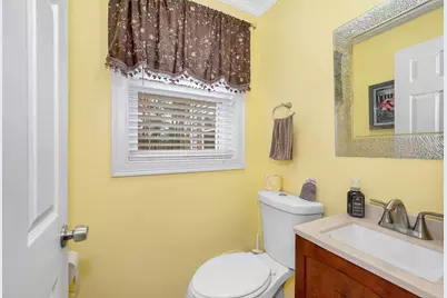 5 Meghan Drive, Nashua, NH 03063 - Photo 9