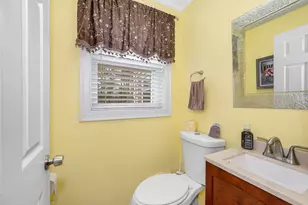 5 Meghan Dr, Nashua, NH 03063 - Photo 9