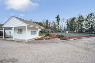 5 Meghan Dr, Nashua, NH 03063 - Photo 35