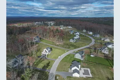 52 Daniel Road, Derry, NH 03038 - Photo 5