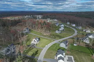 52 Daniel Rd, Derry, NH 03038 - Photo 5