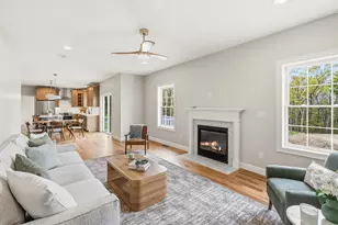 52 Daniel Rd, Derry, NH 03038 - Photo 11