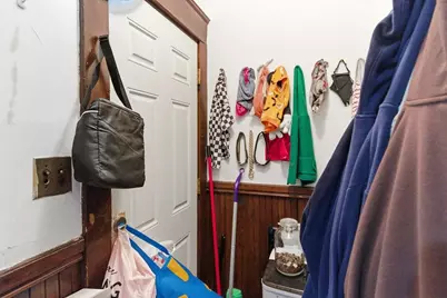 618 Prescott Street, Manchester, NH 03103 - Photo 9