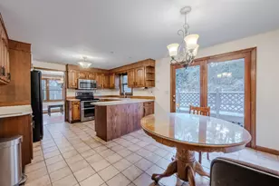 25 Misty Ln, Pelham, NH 03076 - Photo 5