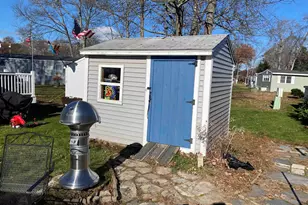 81 Elm Ct, Seabrook, NH 03874 - Photo 3