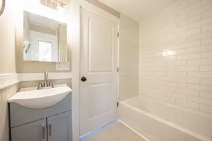 73 Webster St, Laconia, NH 03246 - Photo 15