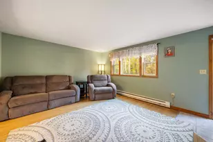 245 Beacon Hill Rd, Pembroke, NH 03275 - Photo 7