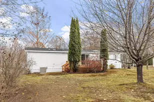 53 Oak Dr, North Hampton, NH 03862 - Photo 3