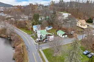 37 Water St, Lebanon, NH 03766 - Photo 3